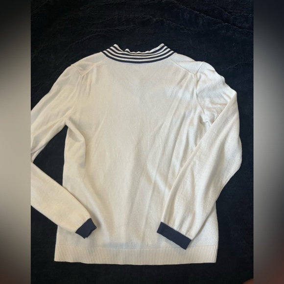 Authentic Gucci BEE Embroidery V-neck Knit Sweater - Picture 6 of 13